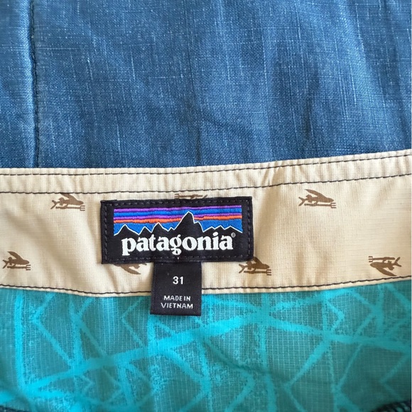 Patagonia Printed Stretch Planing 20" Boardshorts Size 31 - Picture 7 of 9